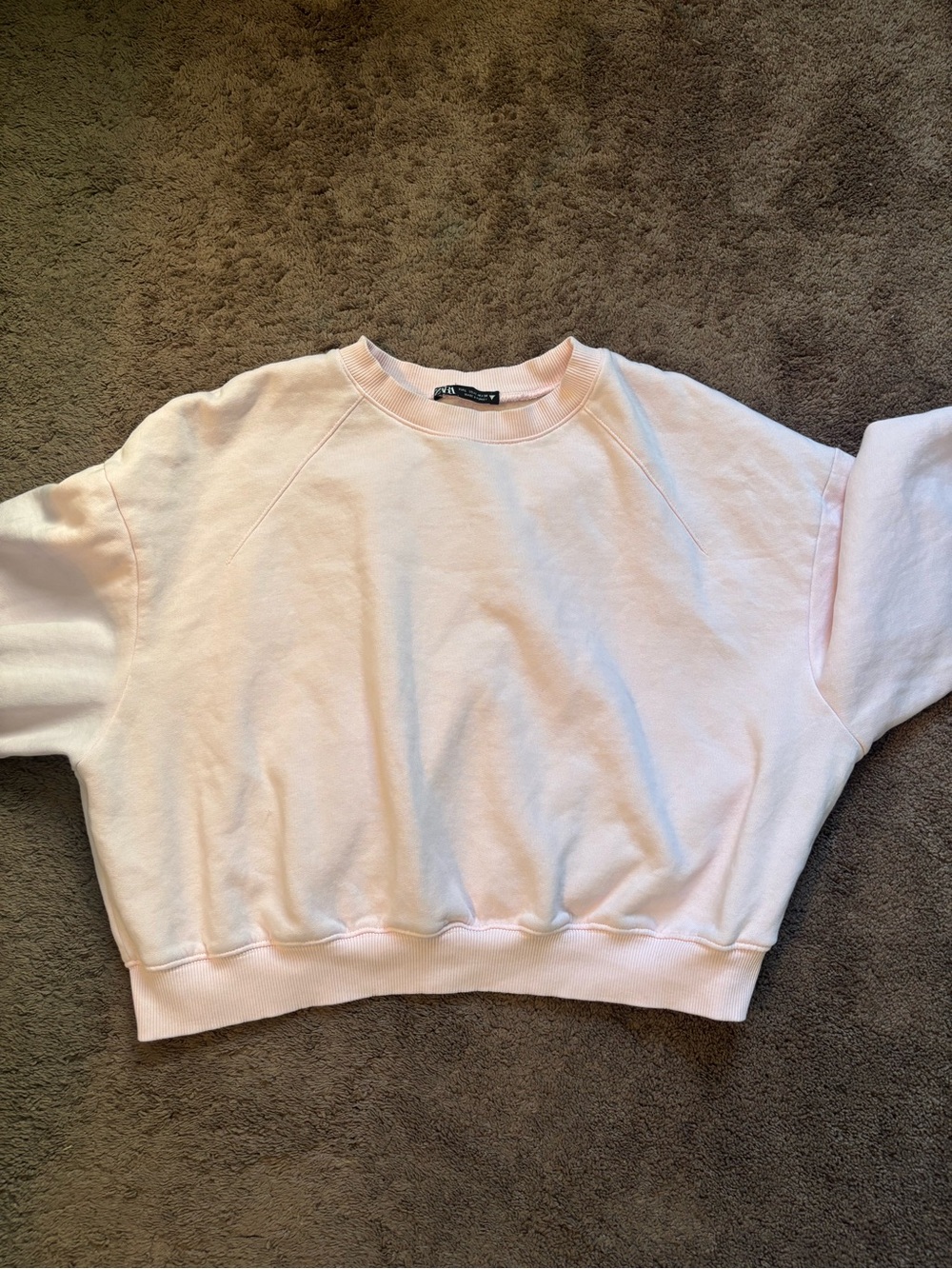 ZARA Light Pink Crewneck Cropped Sweater - Women's Scoop Neck